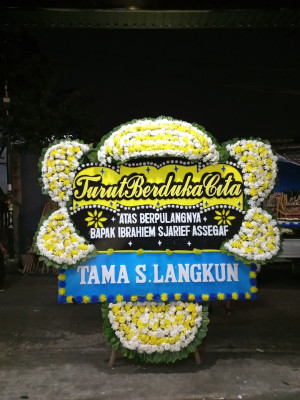 Papan Bunga Duka di Mesidah